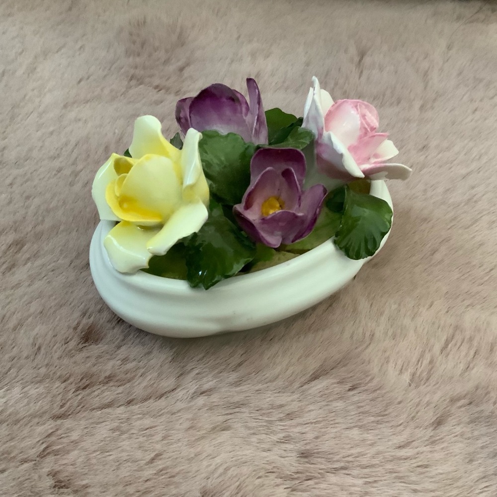 Vintage Hammersley Fine Bone China Purple Pink Yellow Flowers Leaves Basket